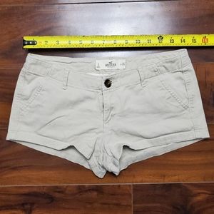 Hollister Short Shorts Size 26